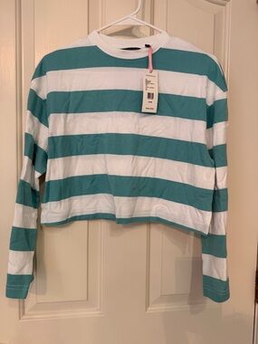 NWT XXS Vineyard Vines Aqua and White Striped Crewneck